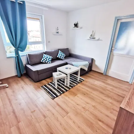 Sea Star Apartment *