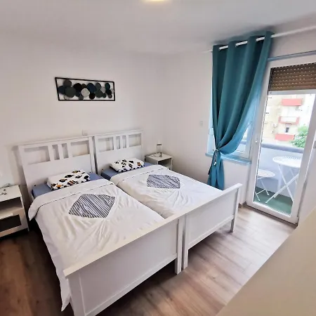 Sea Star Апартаменты *